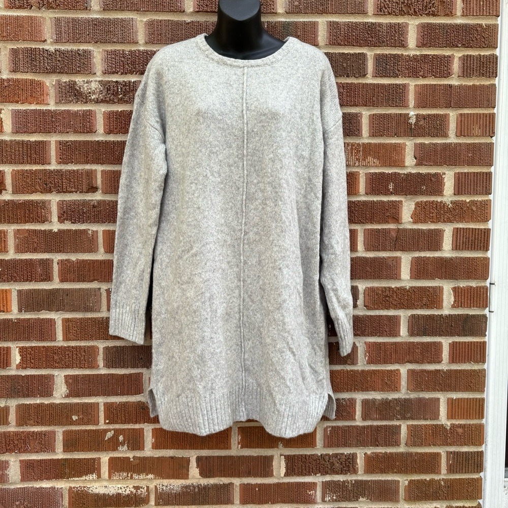 Newbury Kustom NWT Gray Wool blend Long Sweater Size L